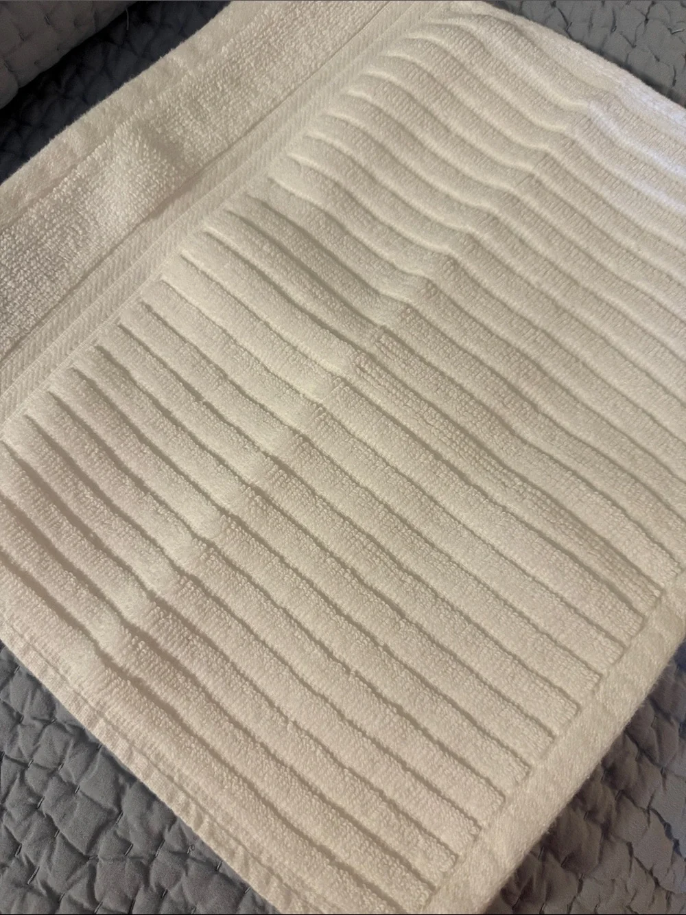 NWOT Set-of-6 100% Cotton Soft and Plush Ribbed Washcloths, each ~ 11”x11.5”